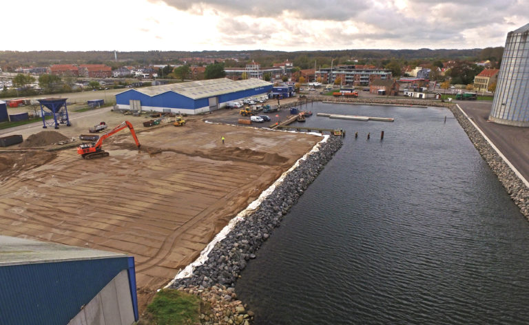 AABENRAA HAVN, RENOVERING AF SYDHAVN