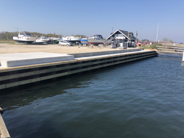 Hirtshals Havn, Færgeleje 4