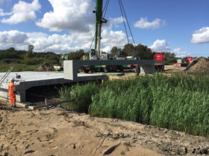 RANDERS HAVN, BROER OVER TRYKLEDNINGER