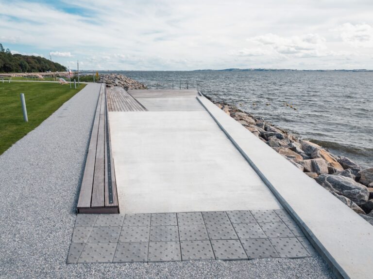 Cold Hawaii Inland_Søbadet